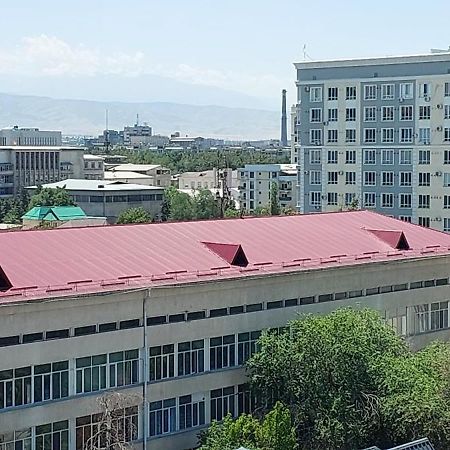 White Apartment With Panoramic View In The Center 비슈케크 외부 사진